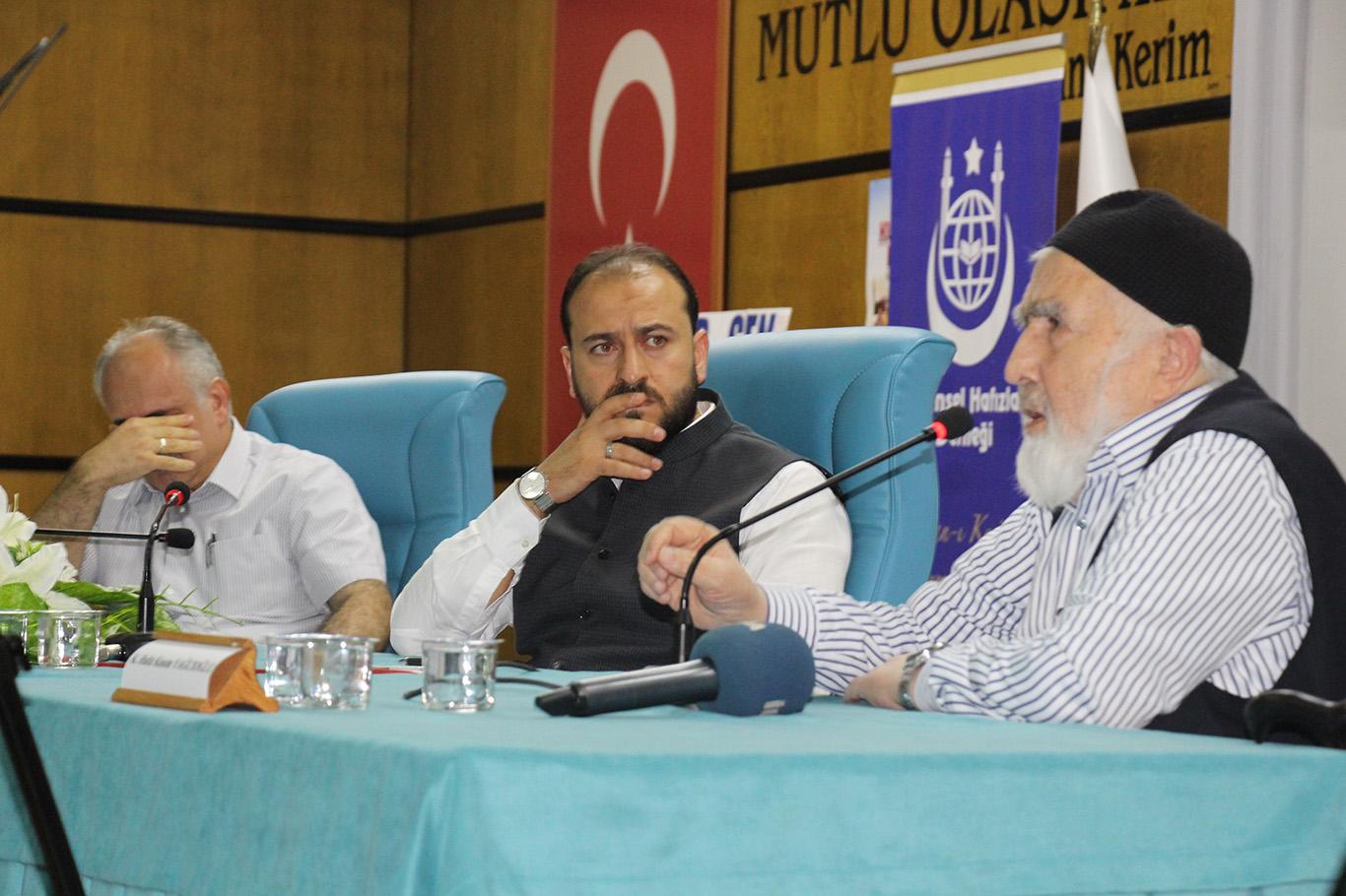 "İslam İdrakinde Süreklilik, Derinlik ve Yenilik" paneli düzenlendi